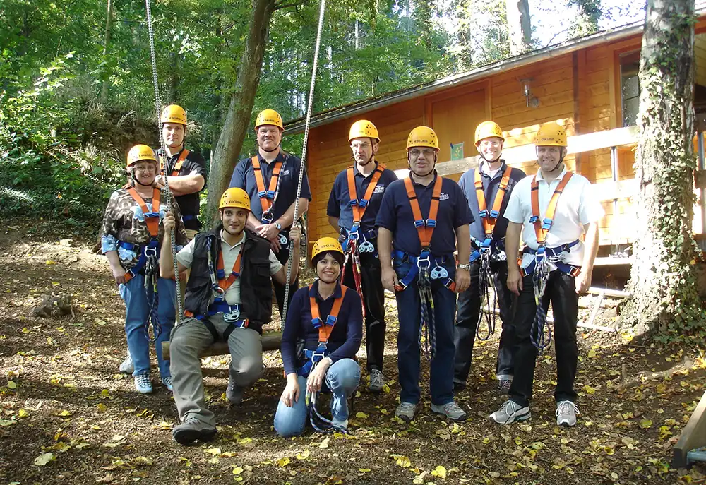 2007: Betriebsausflug in den Hochseilgarten