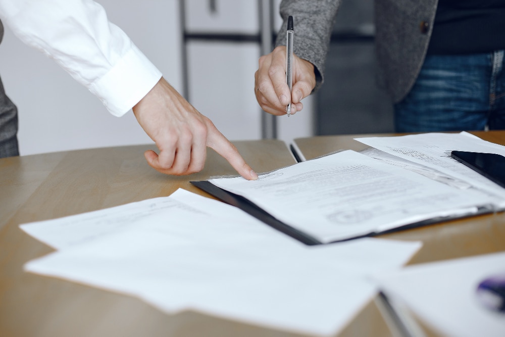 Wir setzen uns mit Compliance im Purchase-to-Pay Prozess auseinander und zeigen wie Unternehmen davon profitieren können.