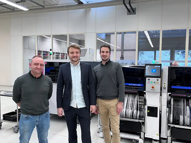 V.l.n.r.: MTM Power Geschäftsführer Herr Greiner Matzen-Sohn, intex Lösungsberater Toni Pick und MTM Power IT-Leiter Herr Schöler